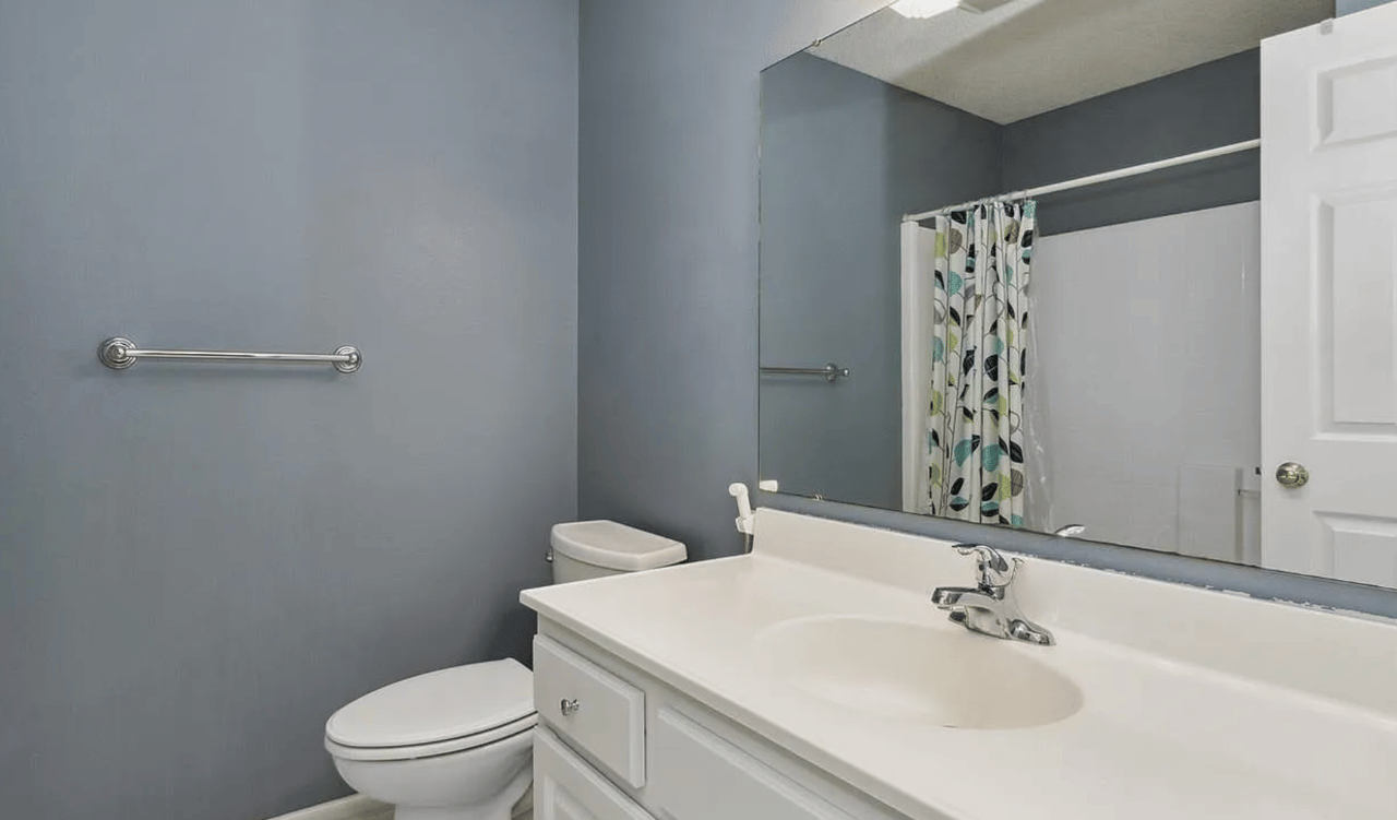 125 E Dovetail Dr
