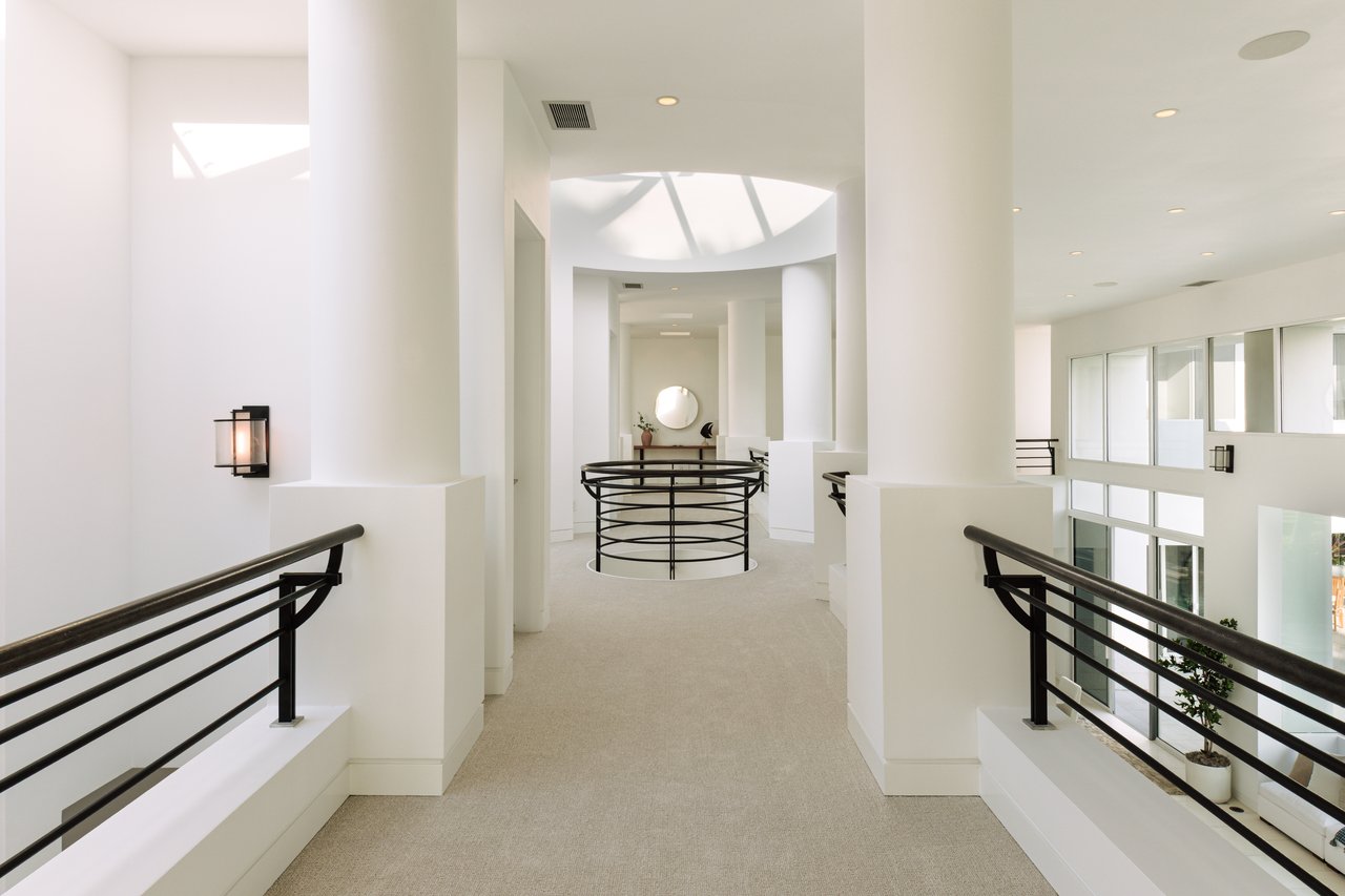 140 Irvine Cove Cir