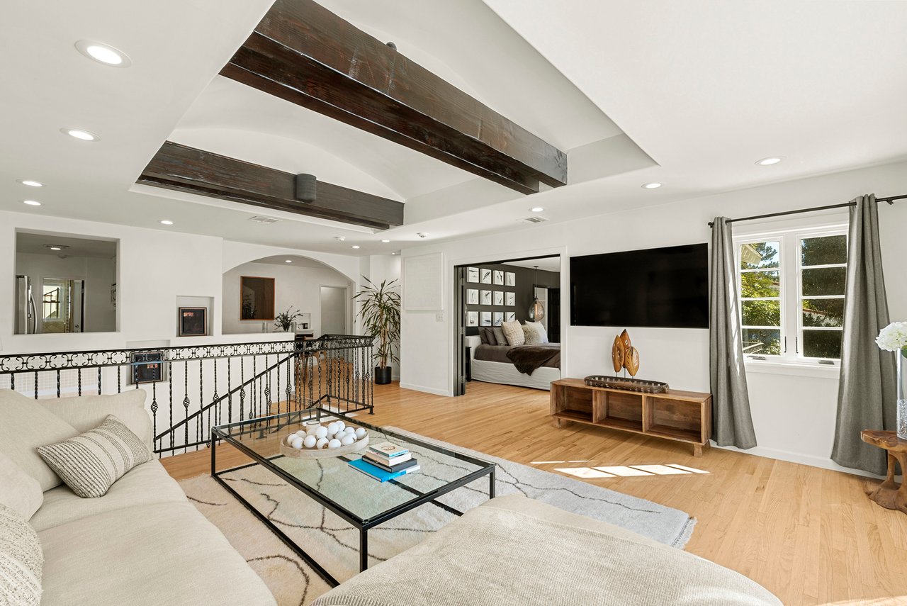 410 Entrada Dr, Santa Monica