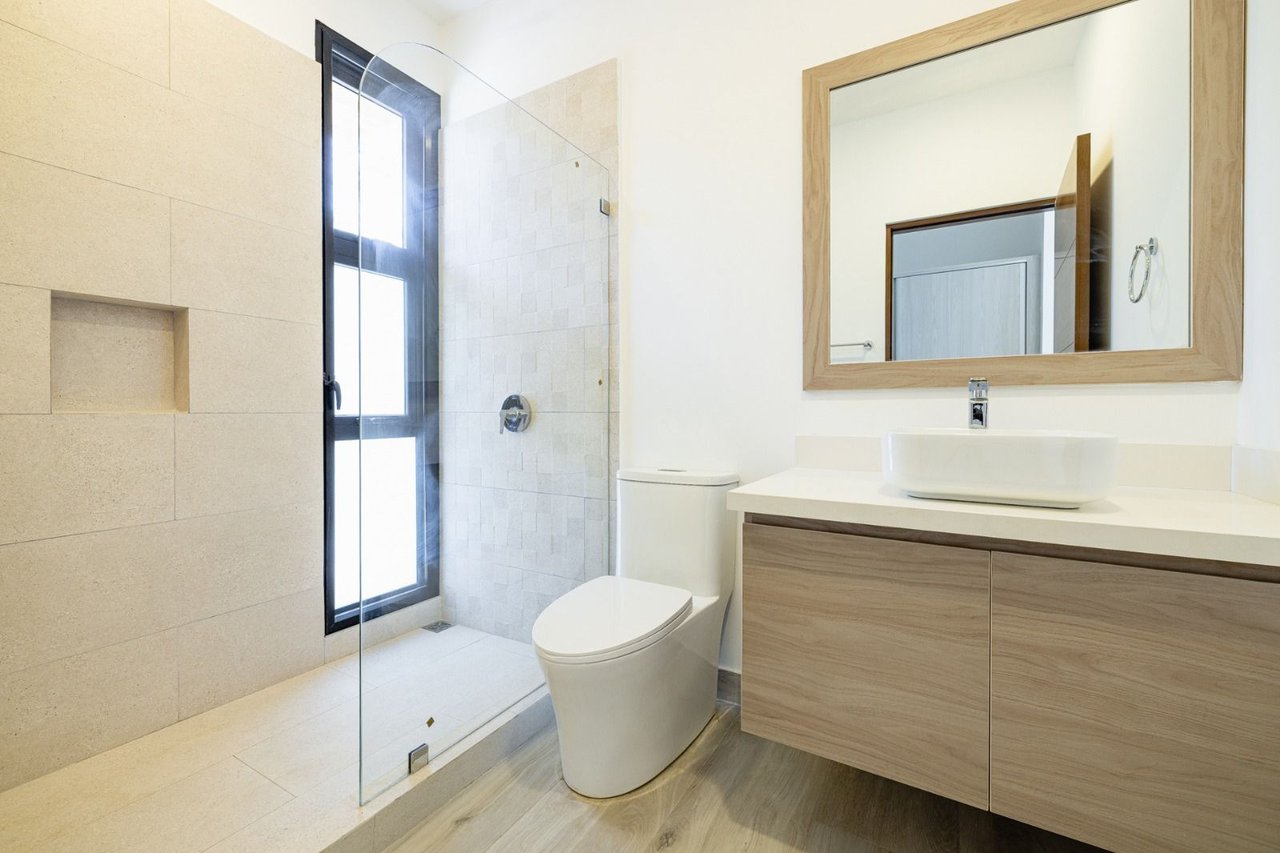 Casa AmberJack | Modern Elegance & Prime Investment in Surfside, Playa Potrero