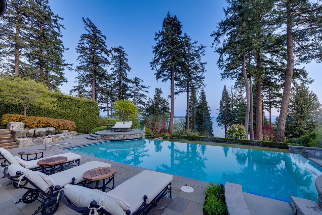 13790 Marine Dr