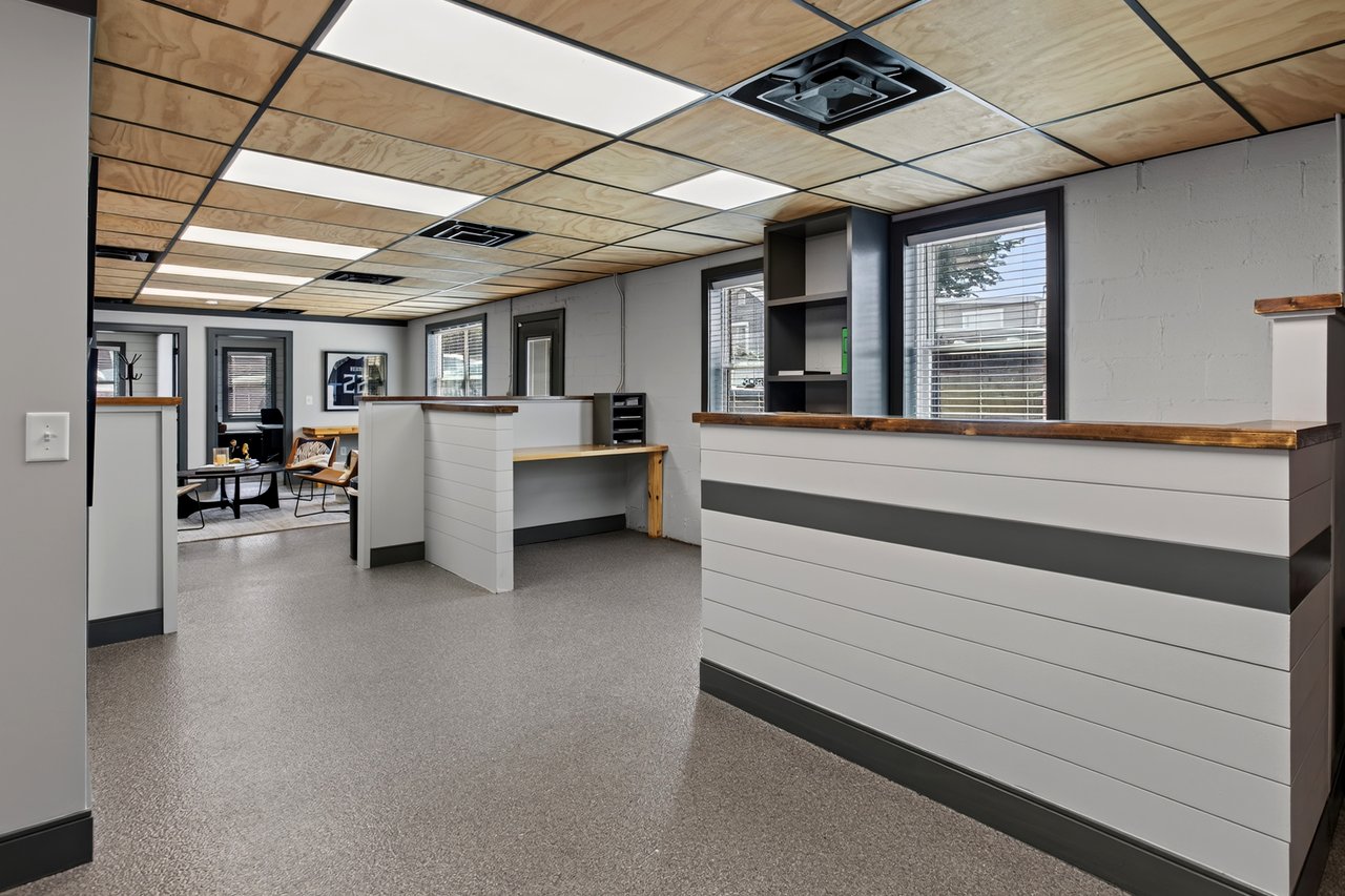 2305 Cruzen Street