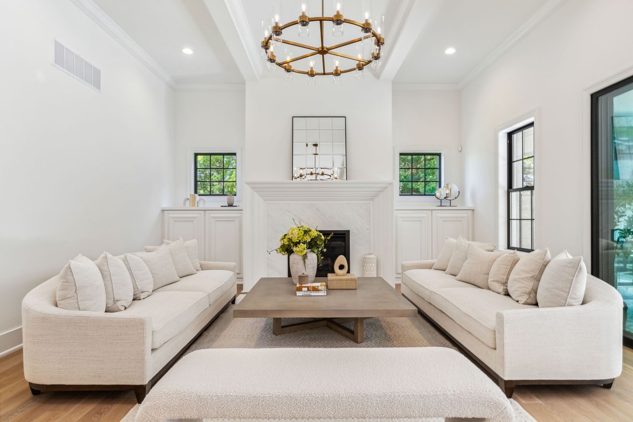 11194 Plum Ridge Place