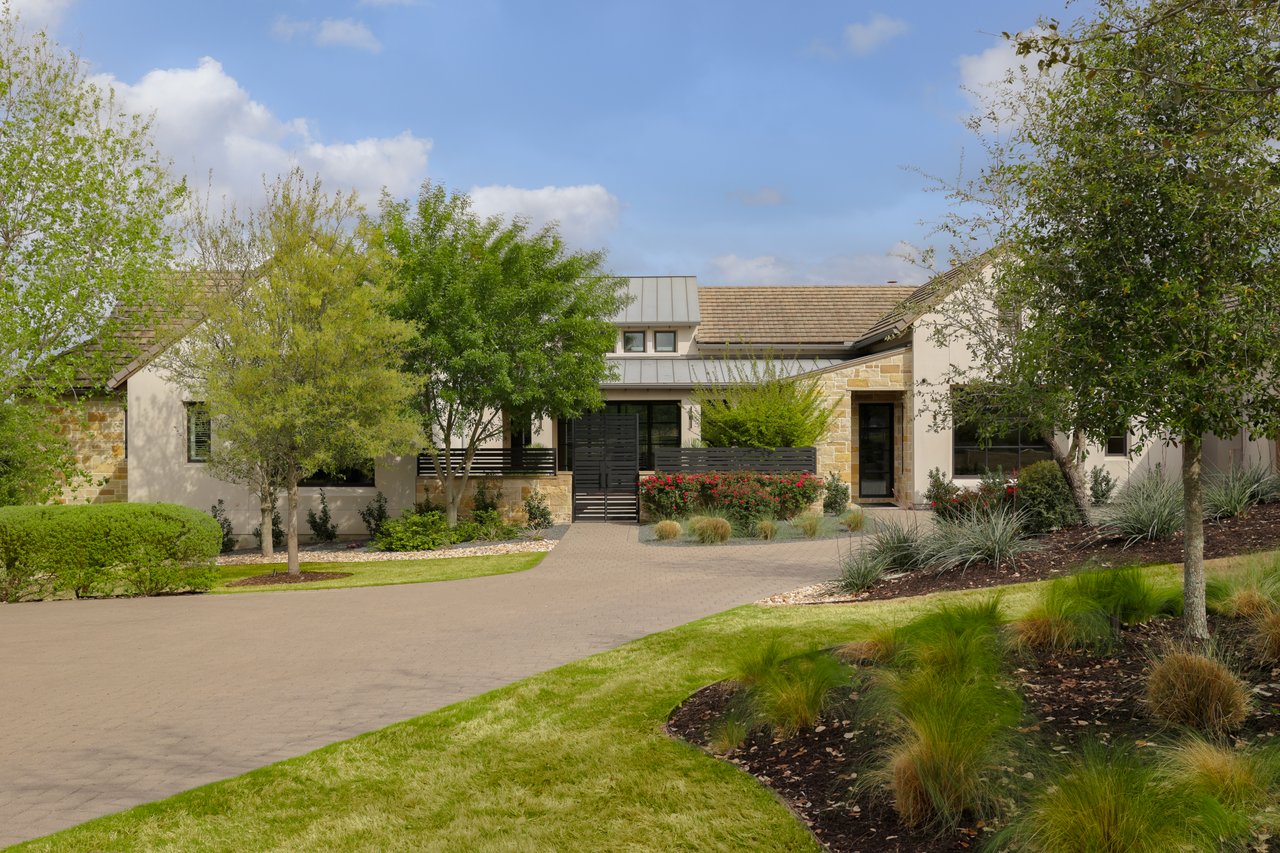 4717 Peralta Lane