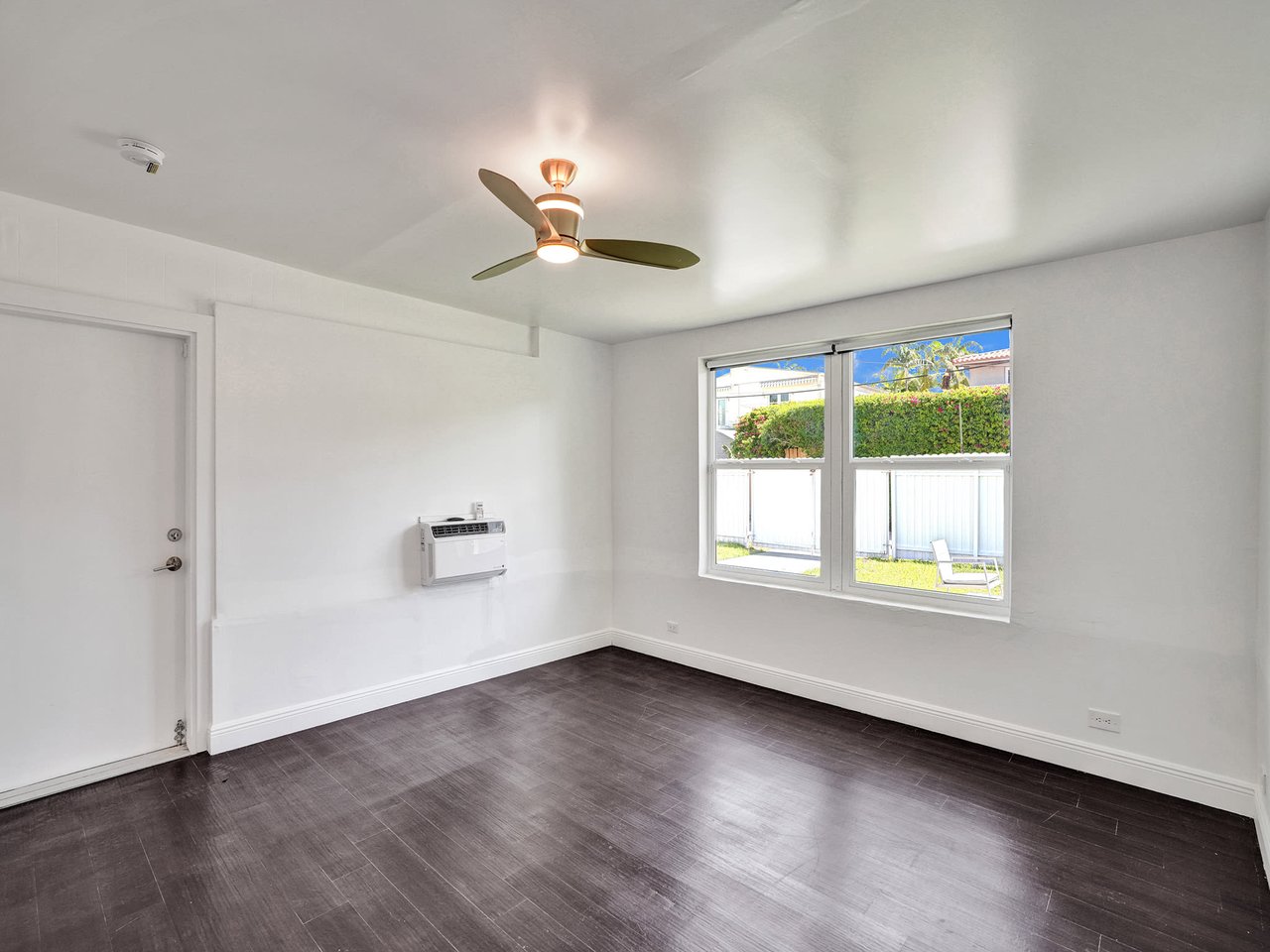 1435 Lenox Ave. Miami Beach, FL
