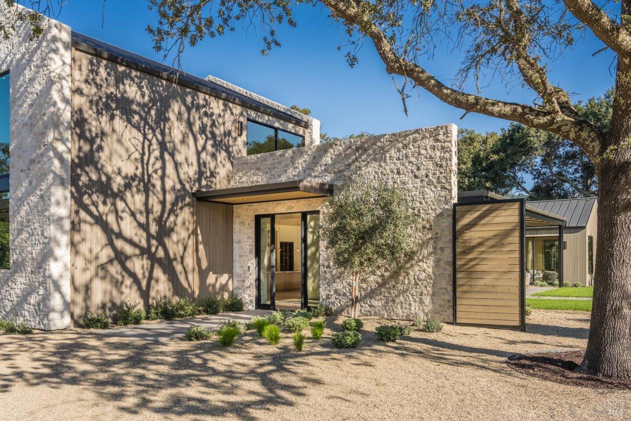 1438 Ridge Valley Road