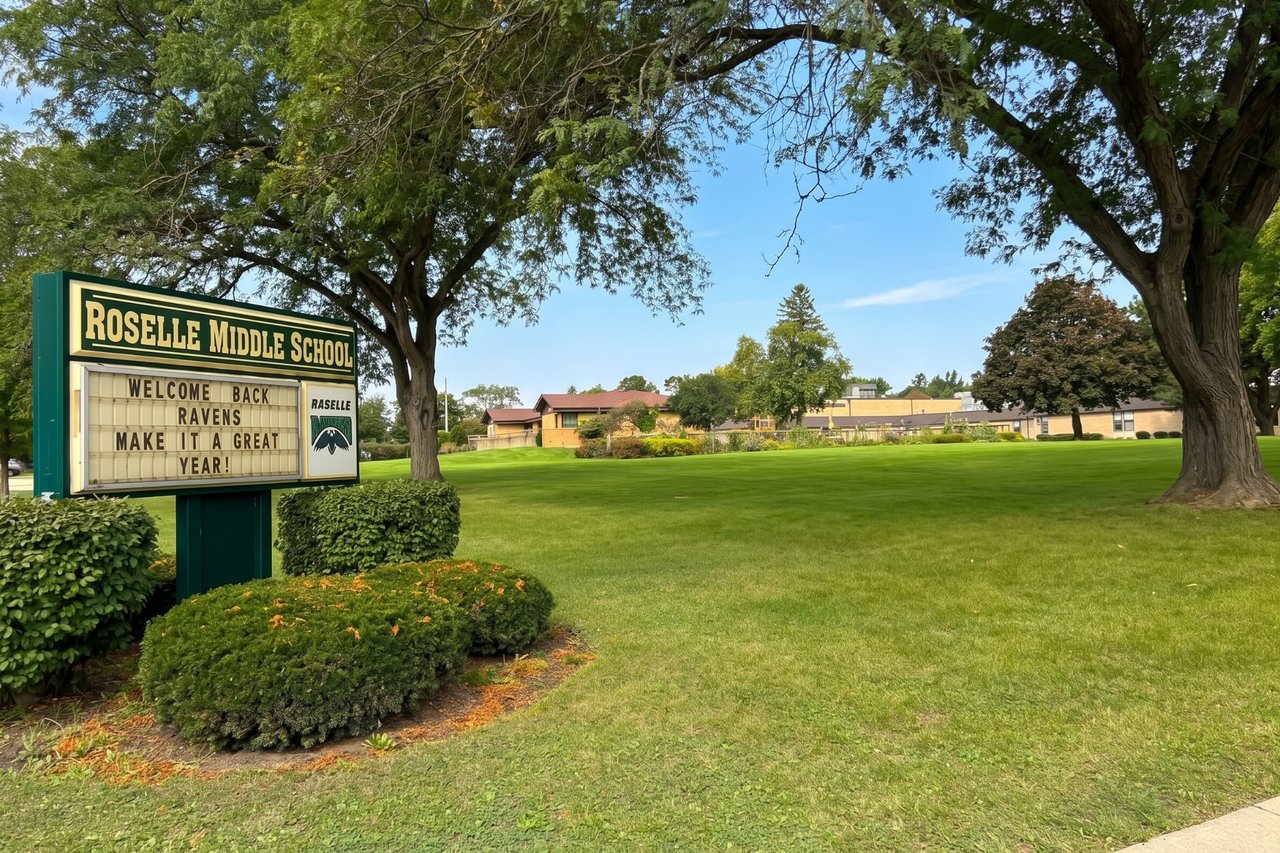Roselle Middle School entrance sign in Roselle, IL, near 304 Crestwood Drive