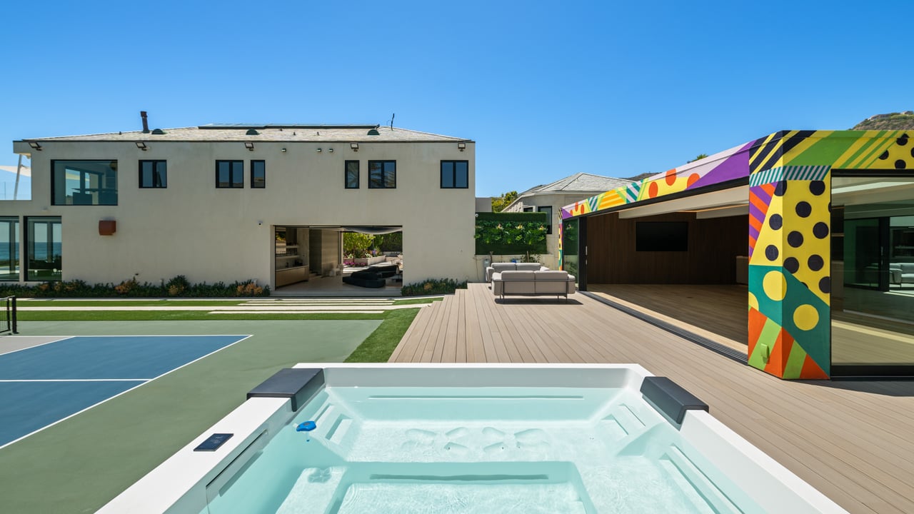 31100 Broad Beach Rd