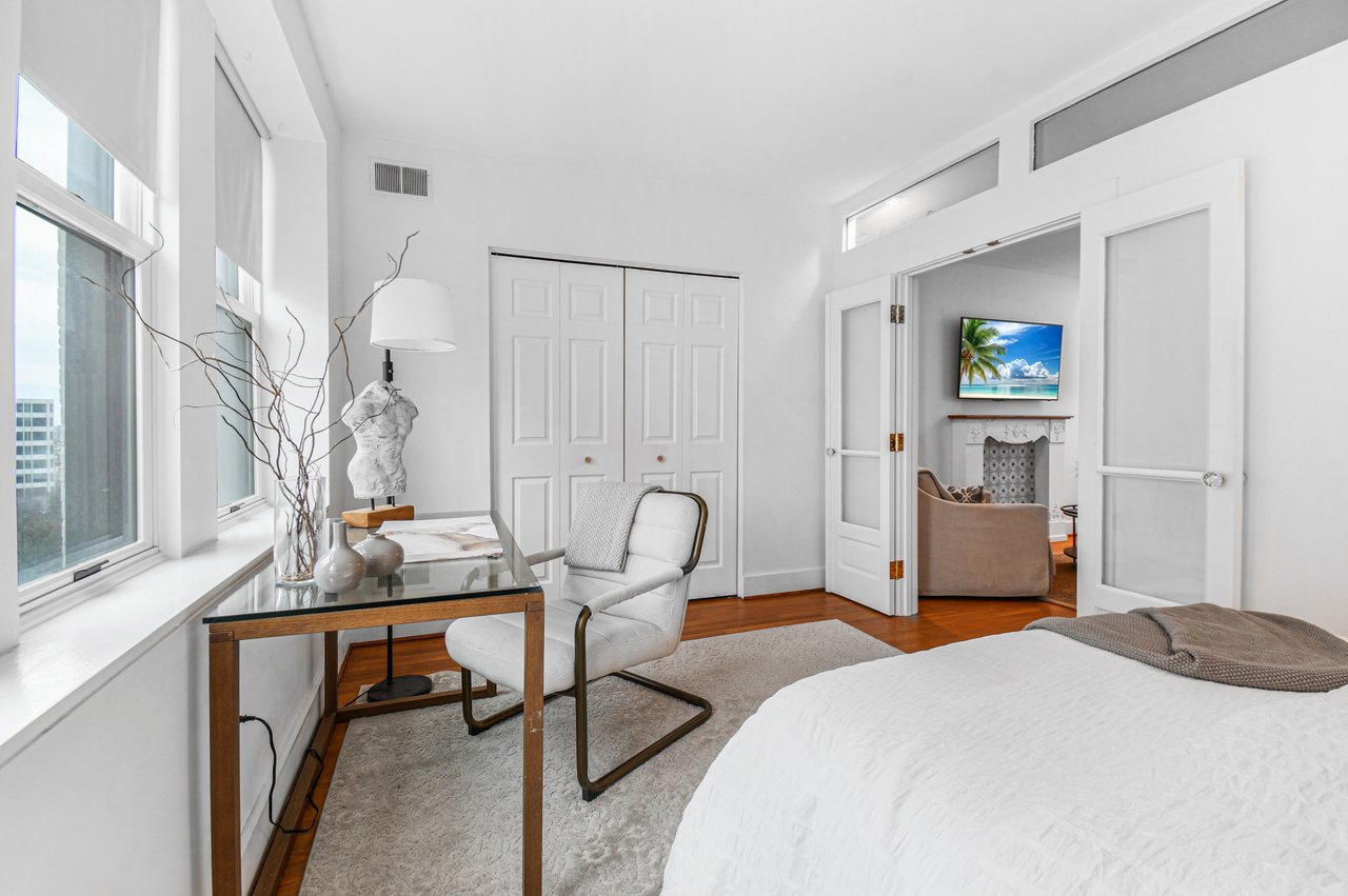 2013 Columbia Rd Unit E