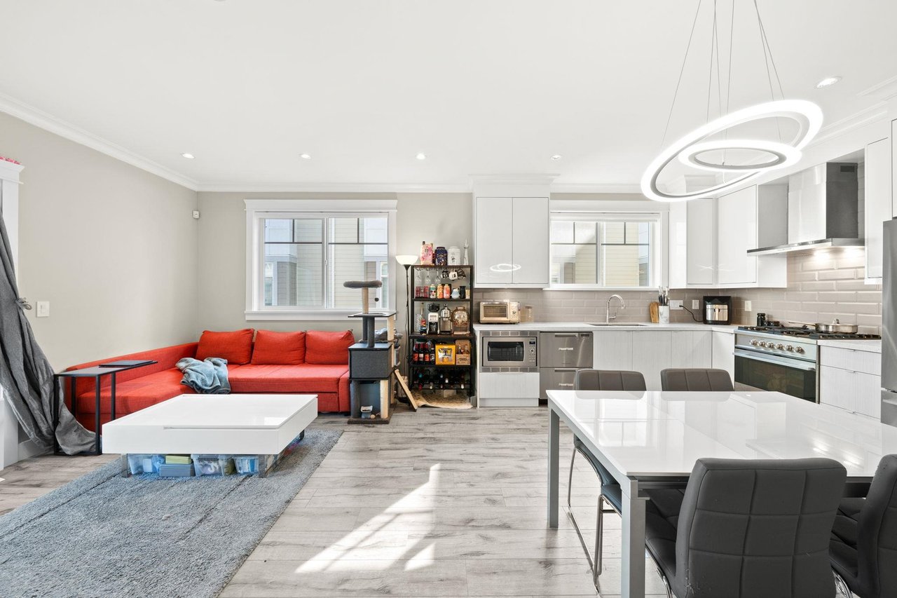 12-9728 Alberta Rd