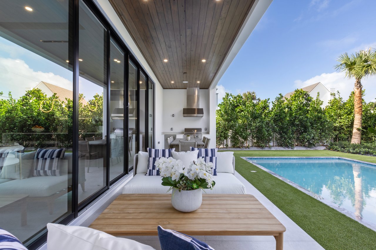 Murray Rd in Soso With Beautiful Water & Island Views