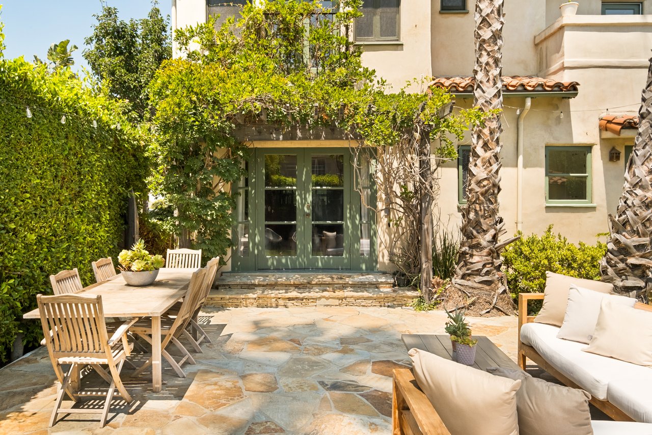 6300 Lindenhurst Avenue, Beverly Grove