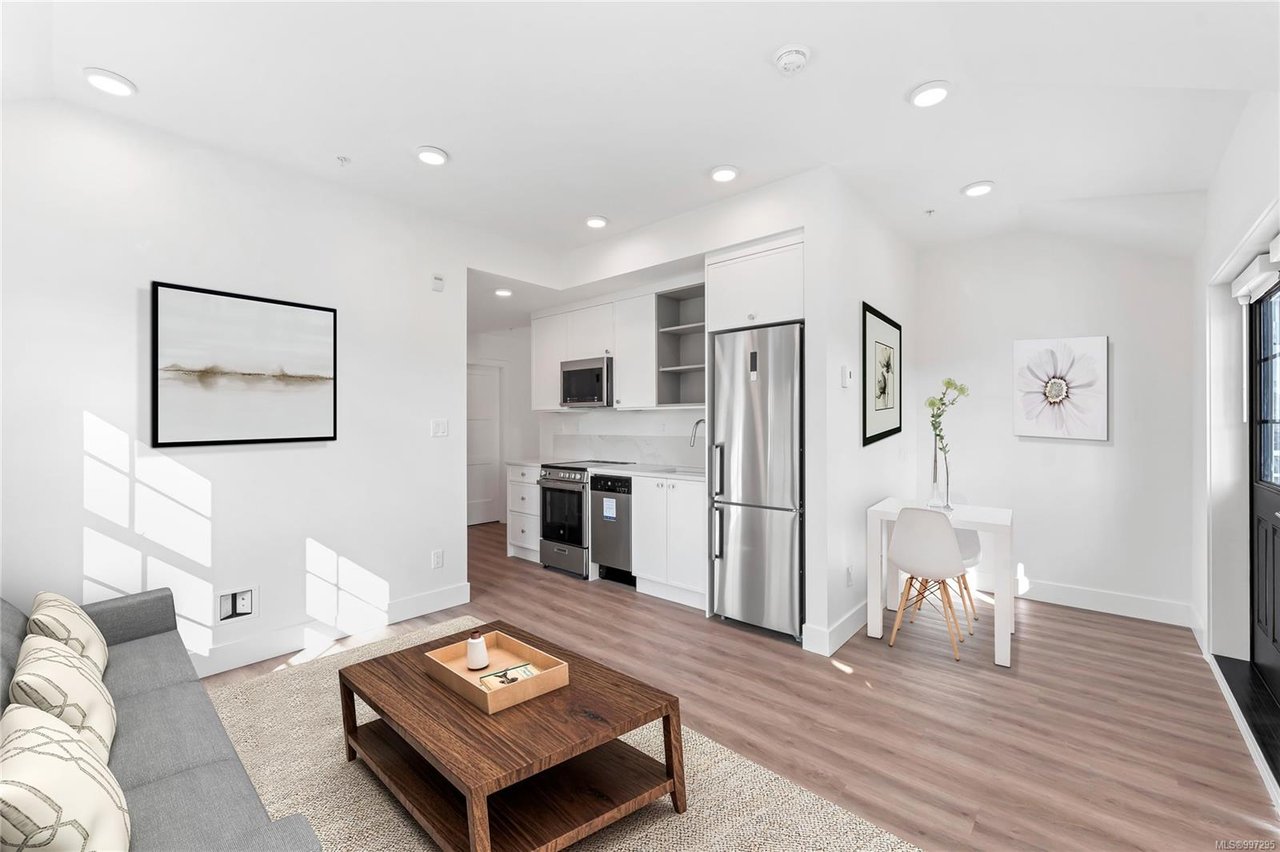 302B-1224 Richardson St, Victoria