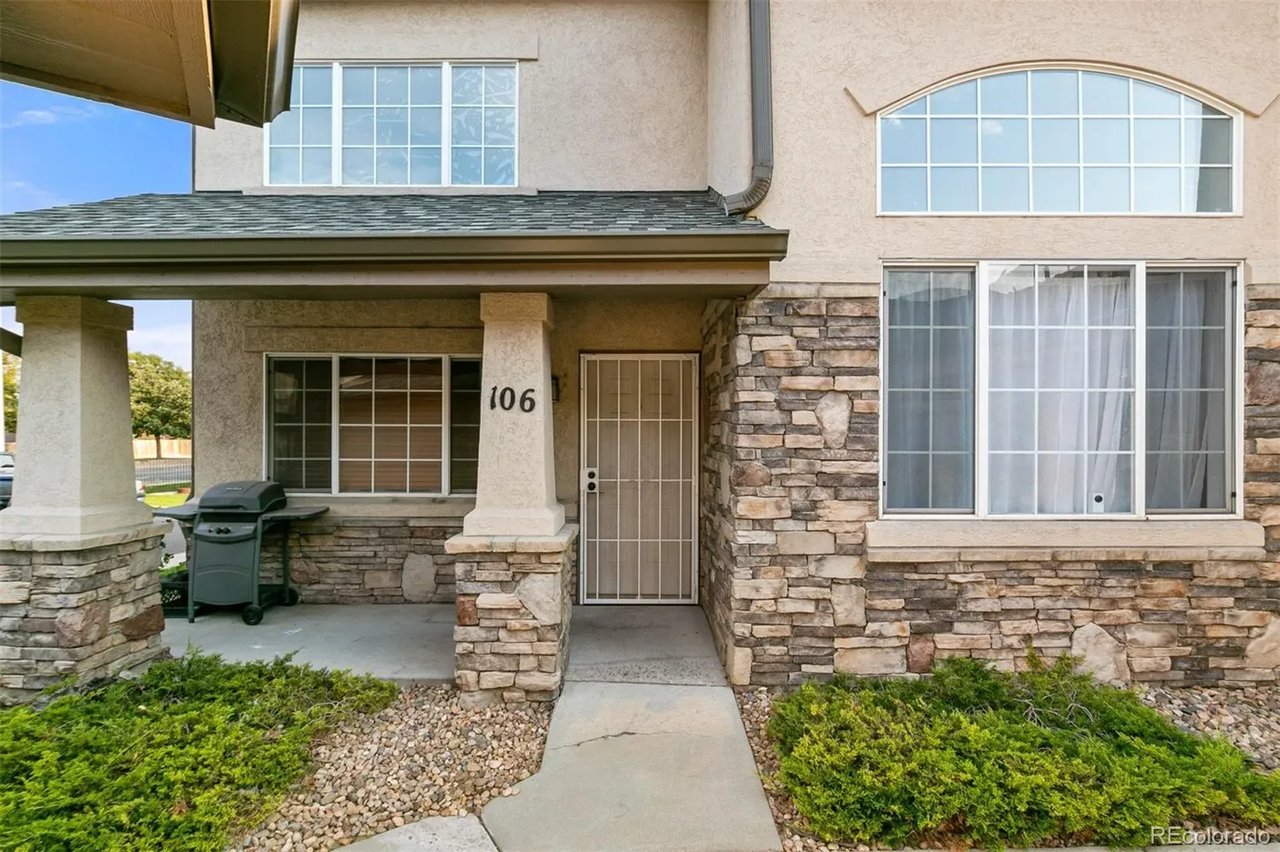 1435 S Chambers Rd, #106