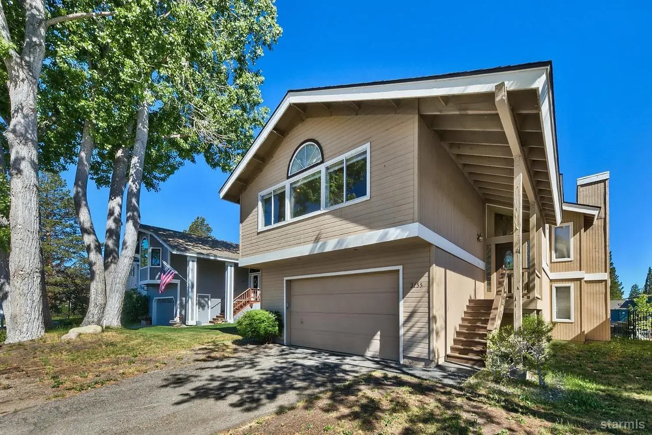 2155 Venice Drive