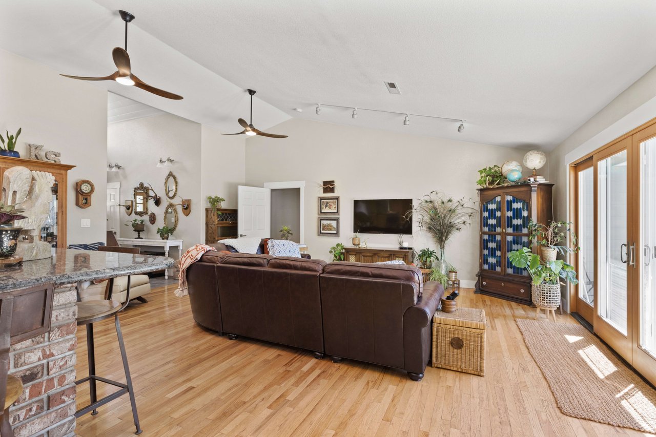 501 Shell Ln, Placerville
