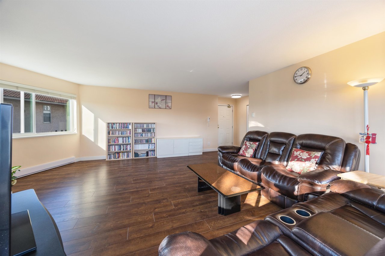 109-11240 Mellis Dr