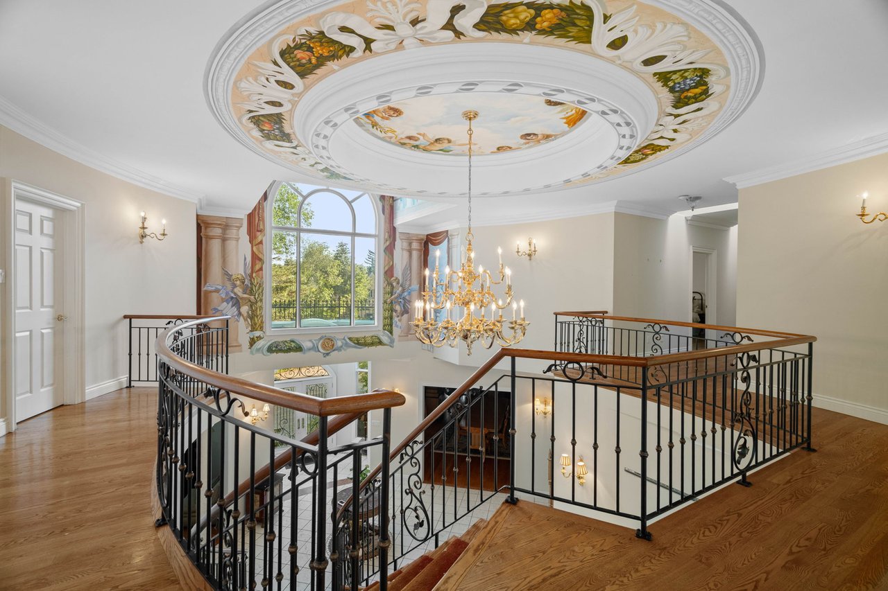 Neoclassical Residence