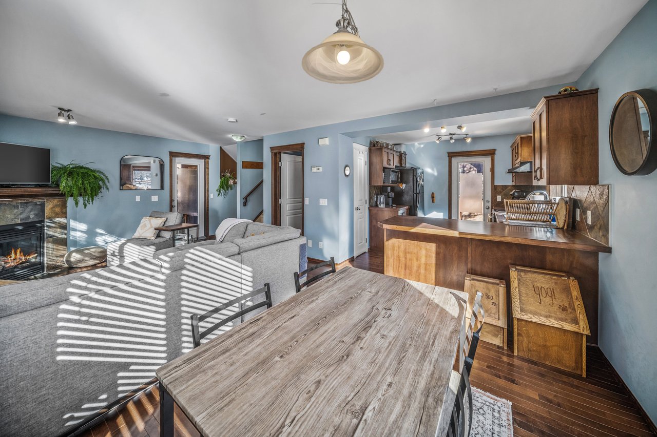 503 - 108 Armstrong Place