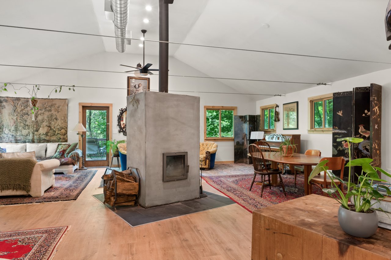 122 Buffalo Hollow Rd