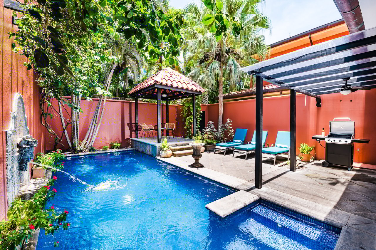 Villa Cerca del Mar 5 | Beach House in Highly Coveted and Intimate Development in Tamarindo/Langosta