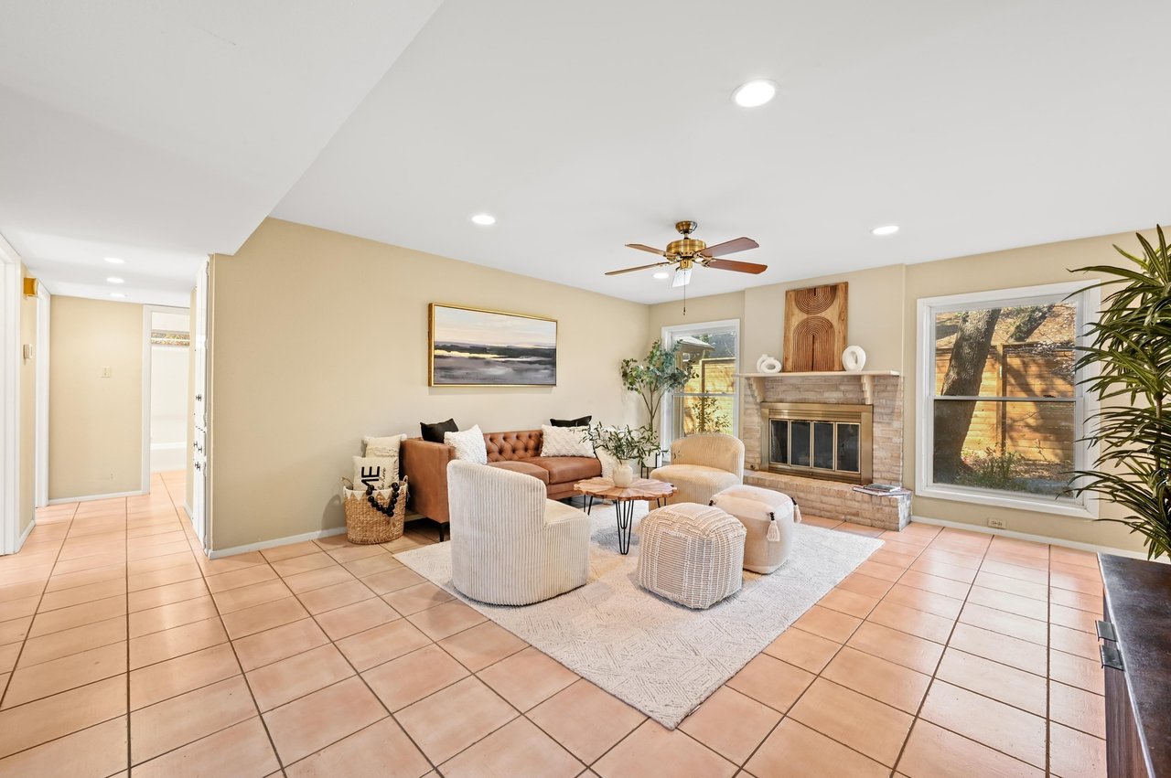 8504 Tallwood Dr, Austin, Texas 78759