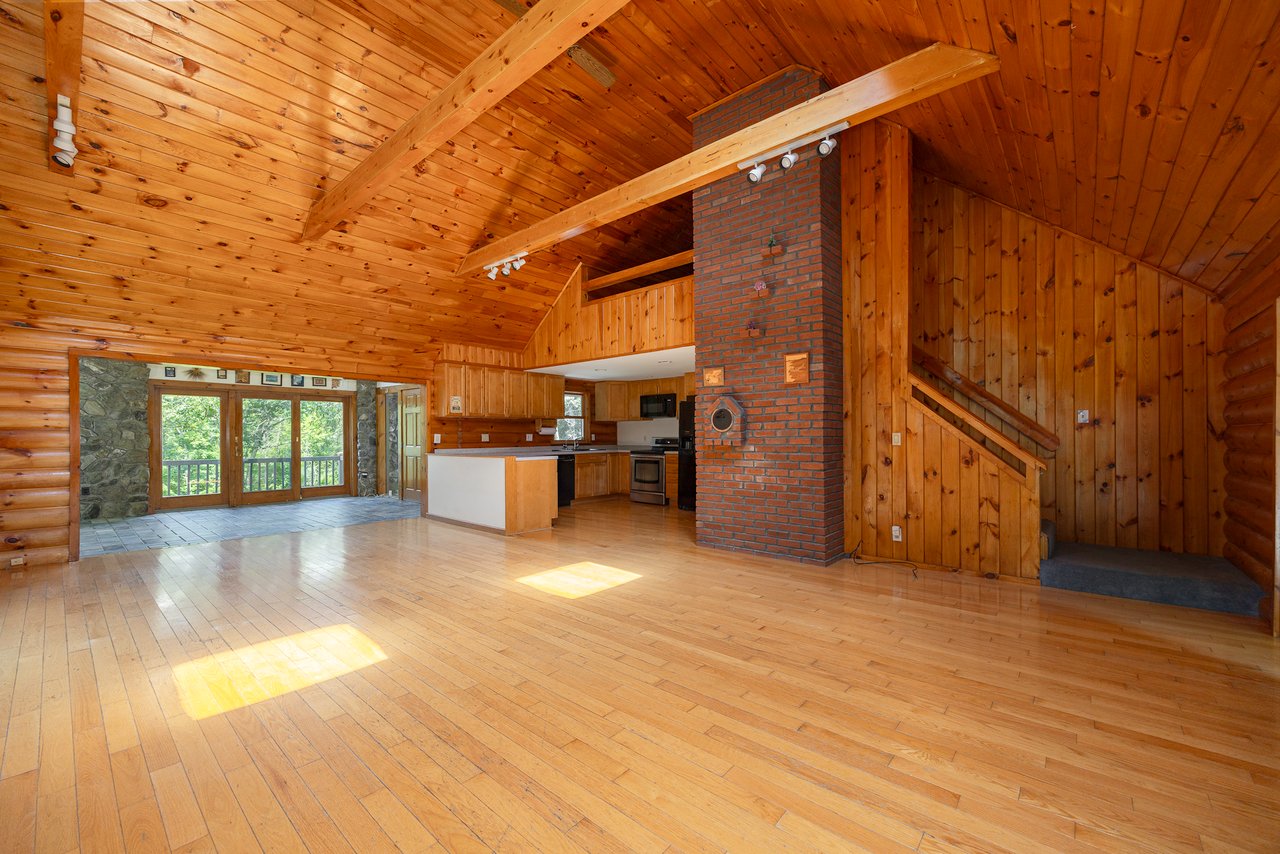 12 Wolf Lane