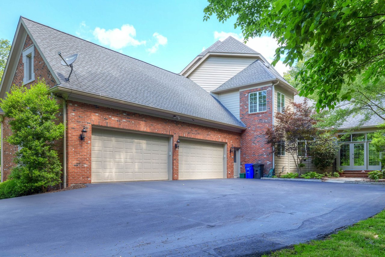 1105 Shepard Oaks Drive