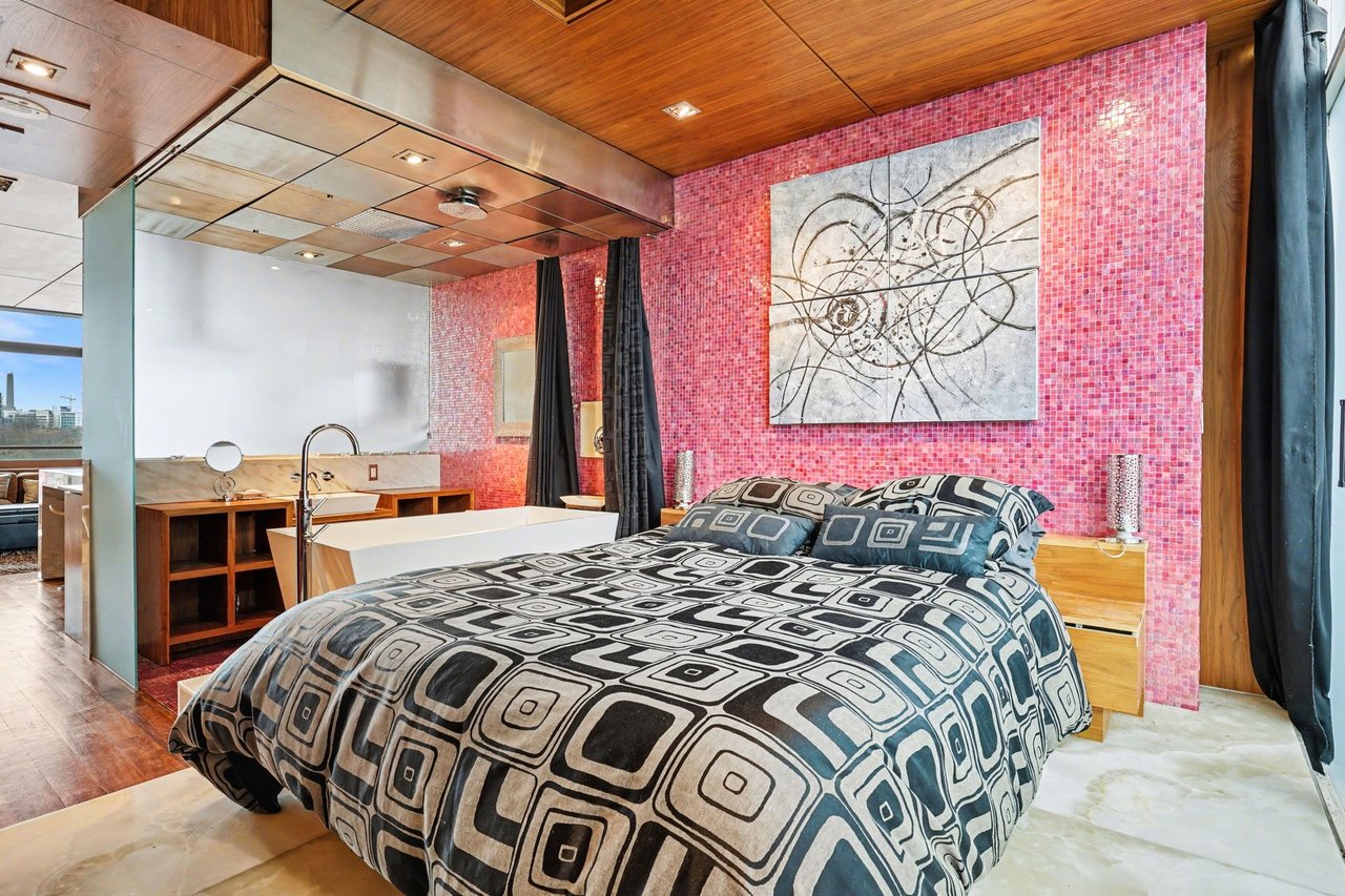 388 Richmond Street West, Suite 519