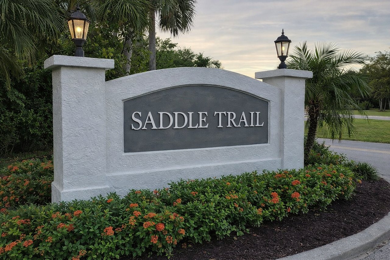 Saddle Trail