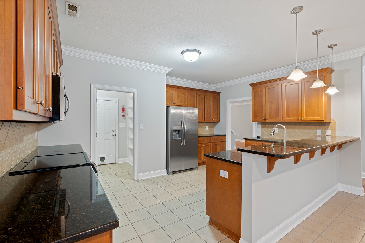 GOLDSMITH-SCHIFFMAN School District with 4 Bedrooms!!