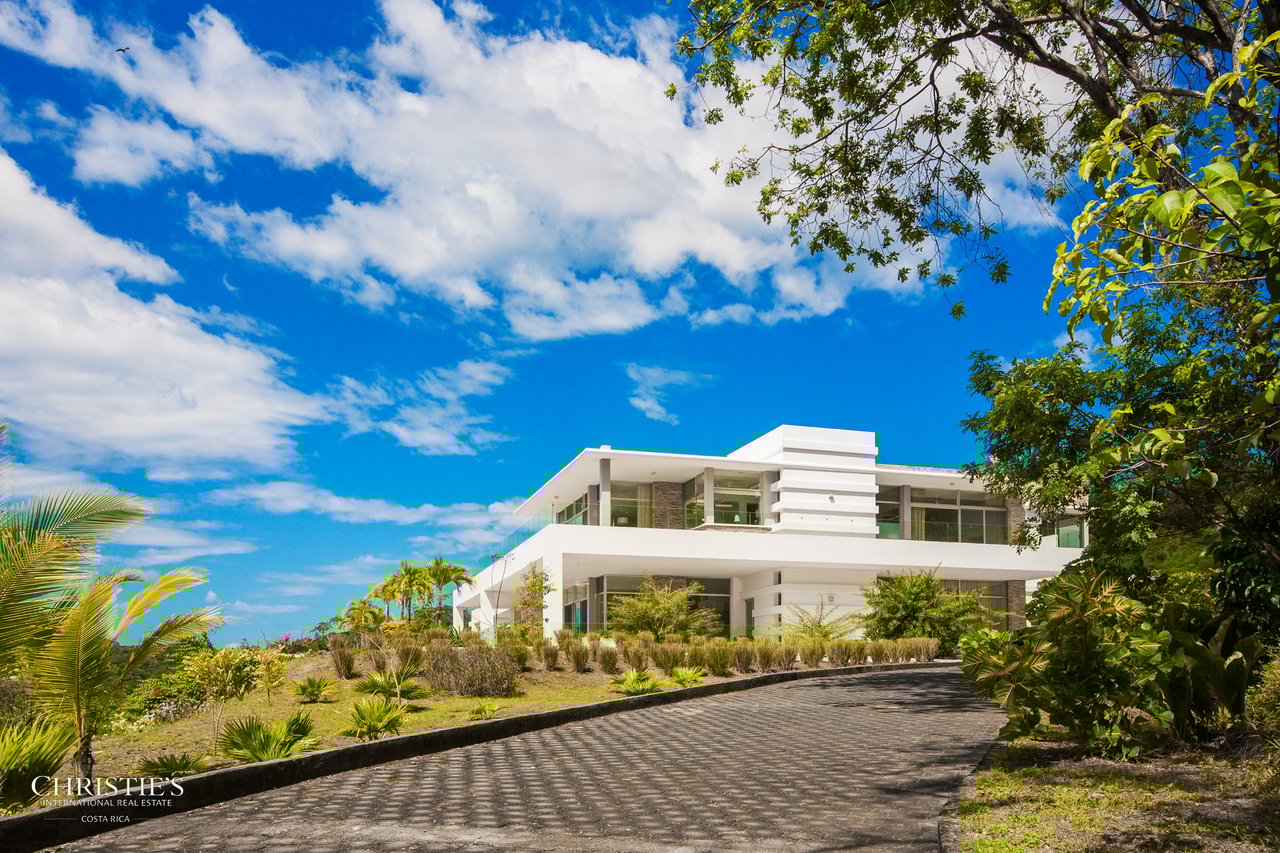Majagual Estate