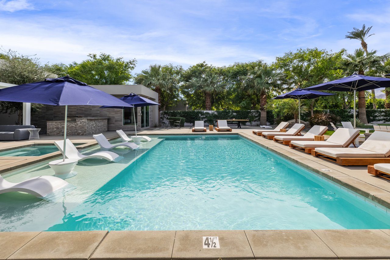 51125 Evangeline Way - Villa 3