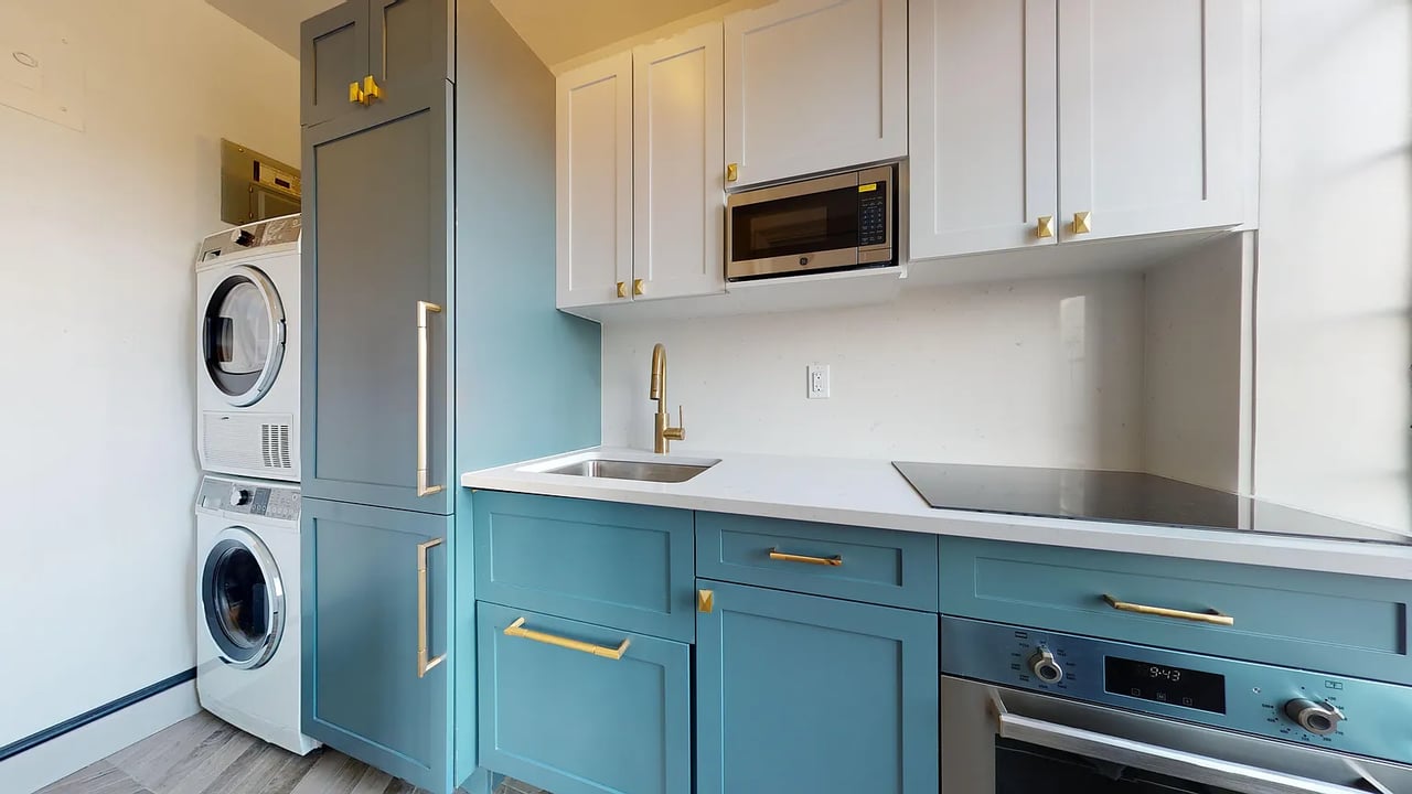 1 Christopher St APT 12G