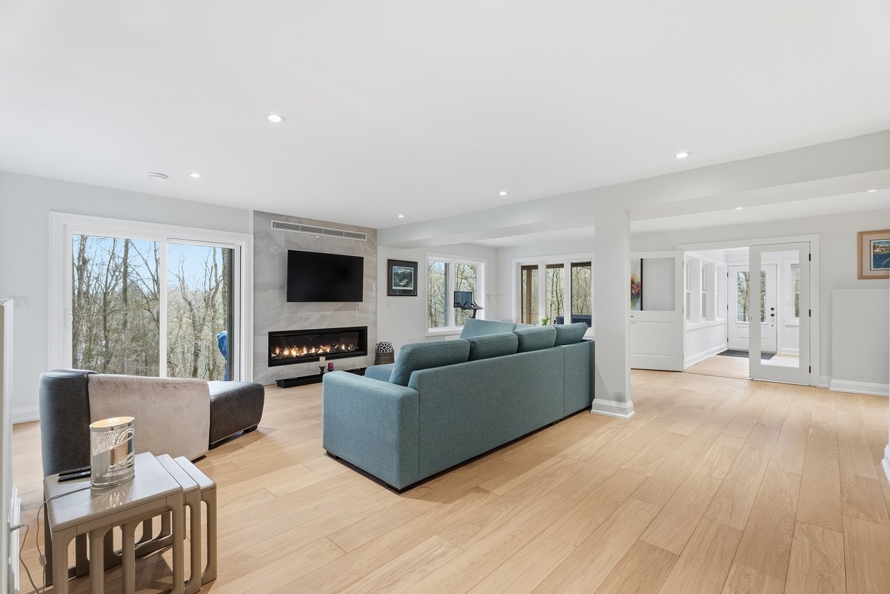 30 STEPHEN ROAD