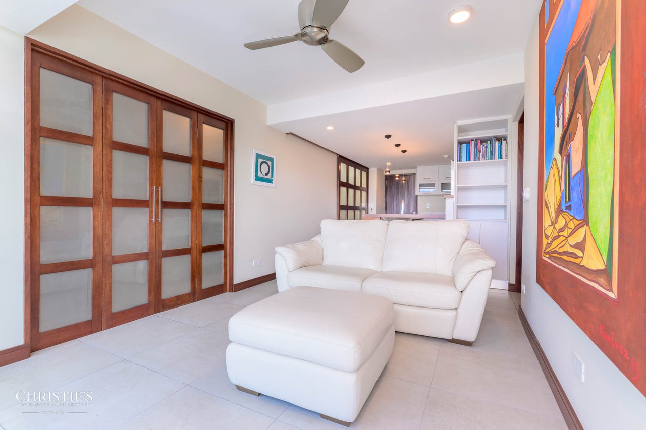 Modern 2-Bedroom Condo with Mountain Views in Barrio Escalante