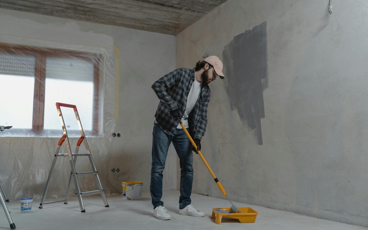 35 Never-Fail Wall Paint Colors, According to Top Interior Design