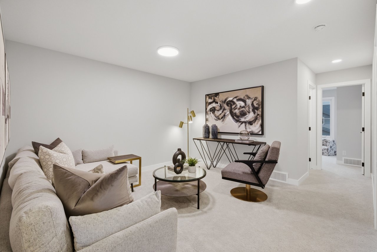 151 Belvedere Crescent SE