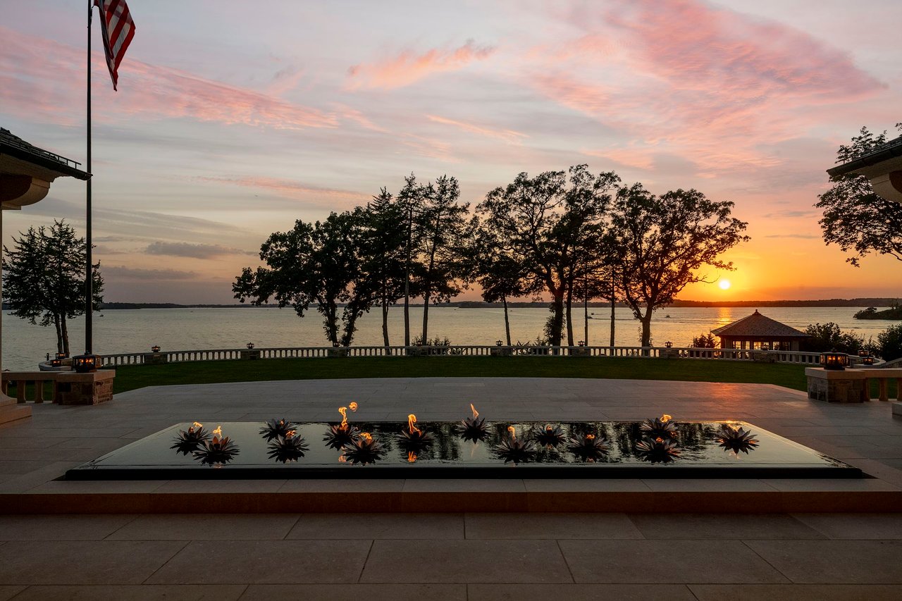 2770 Gale Road, Wayzata