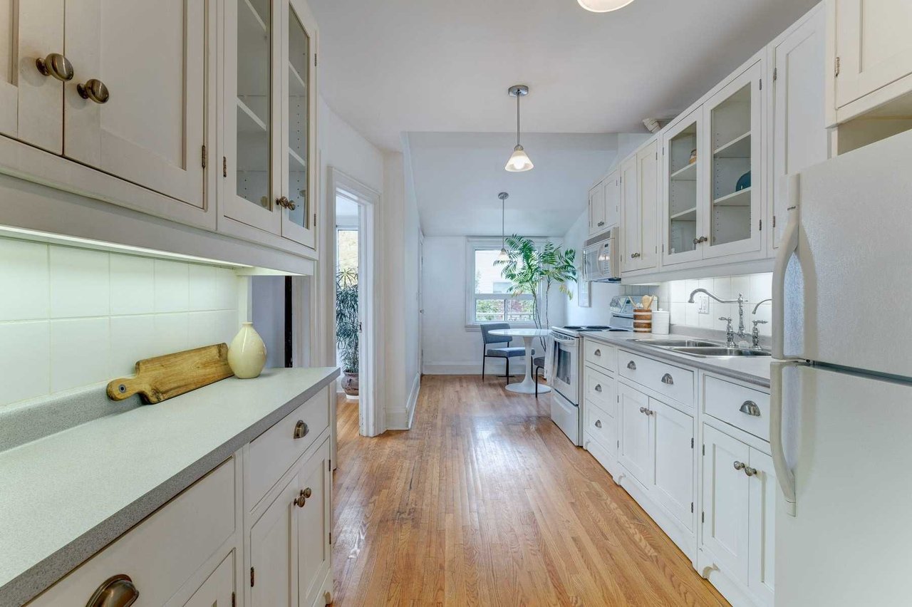 140 Winona Dr