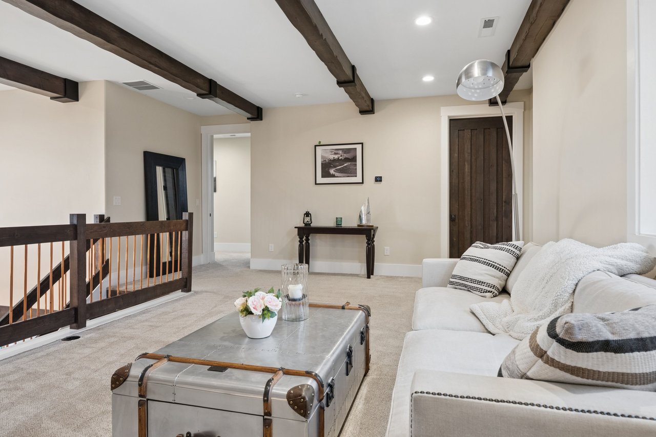 5470 Old Stagecoach Road