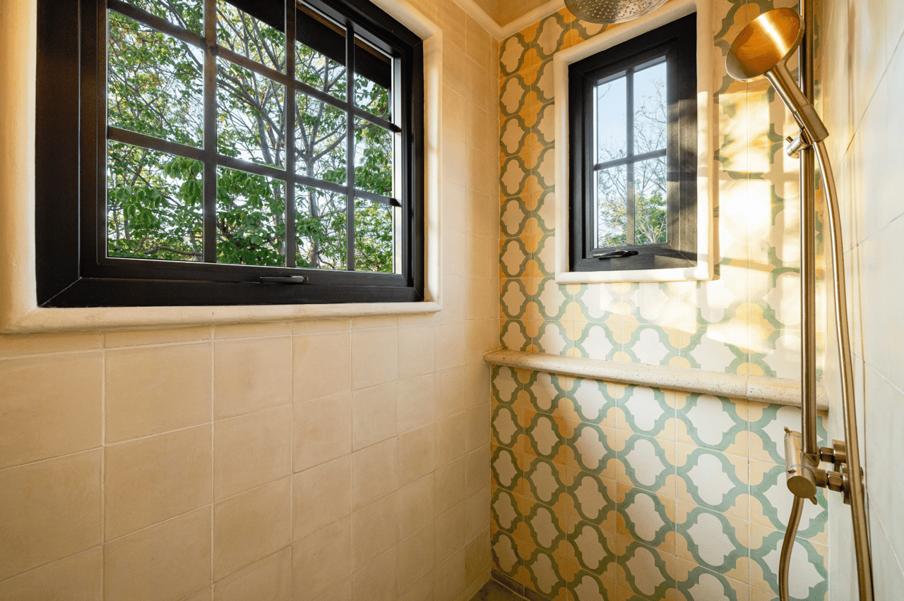 Casa Las Mareas | Beachfront Spanish Colonial Villa with Private Pool in Hacienda Pinilla