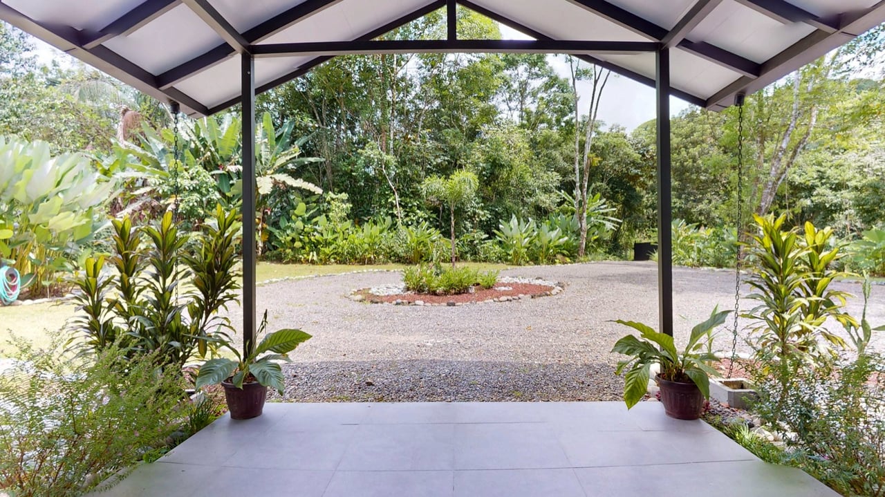 Contemporary Jungle Retreat in Tres Rios, Costa Rica