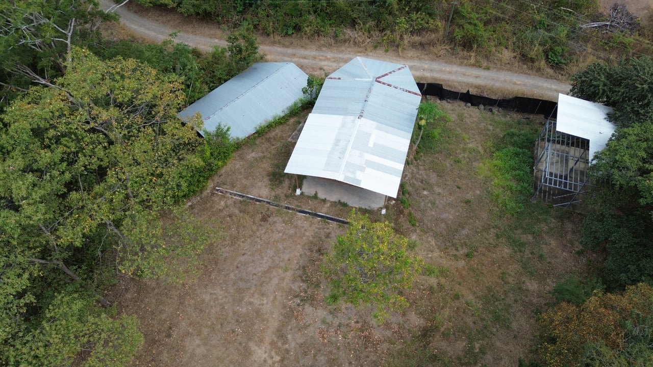 Casita Rustica + Large Lot - Playa Grande