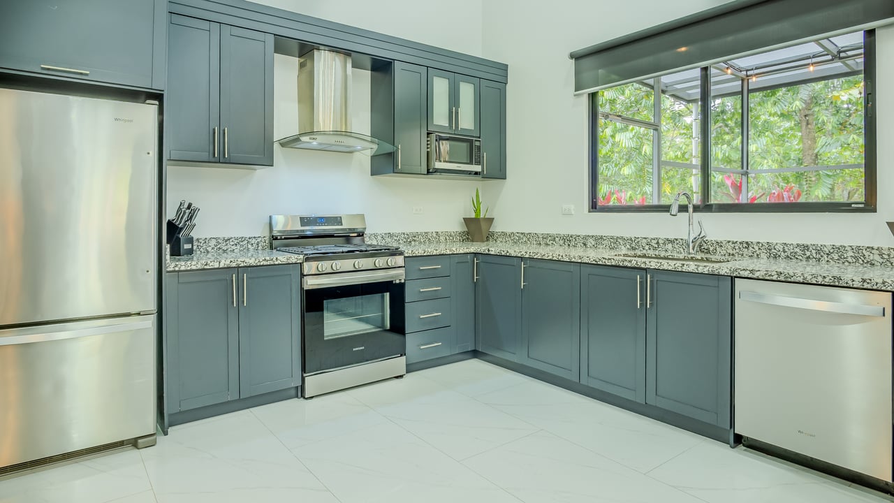 Modern 3-Bed Jungle Home with River and Pool in Cinco Ventanas Ojochal