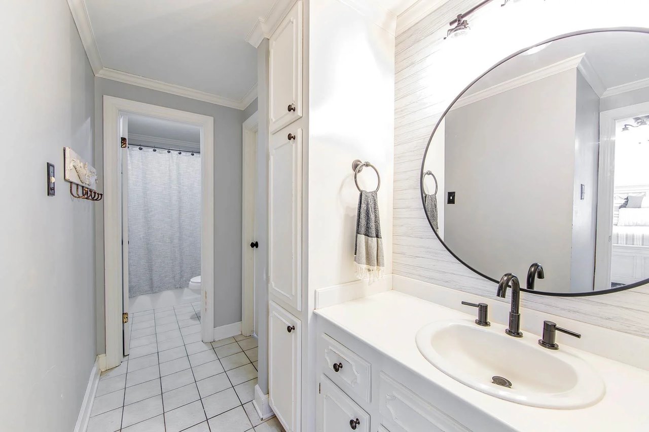 104 TALBOT DR