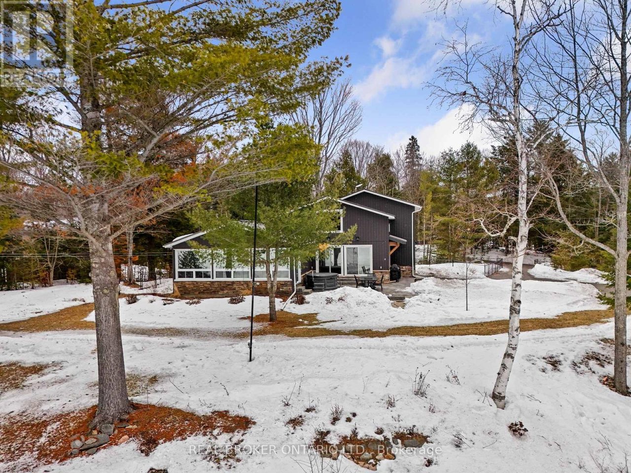 1109 Wilderness Island Trail W, Highlands East, ON K0L 1C0