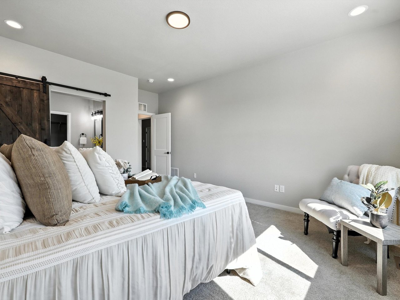 411 Indian Grass Street