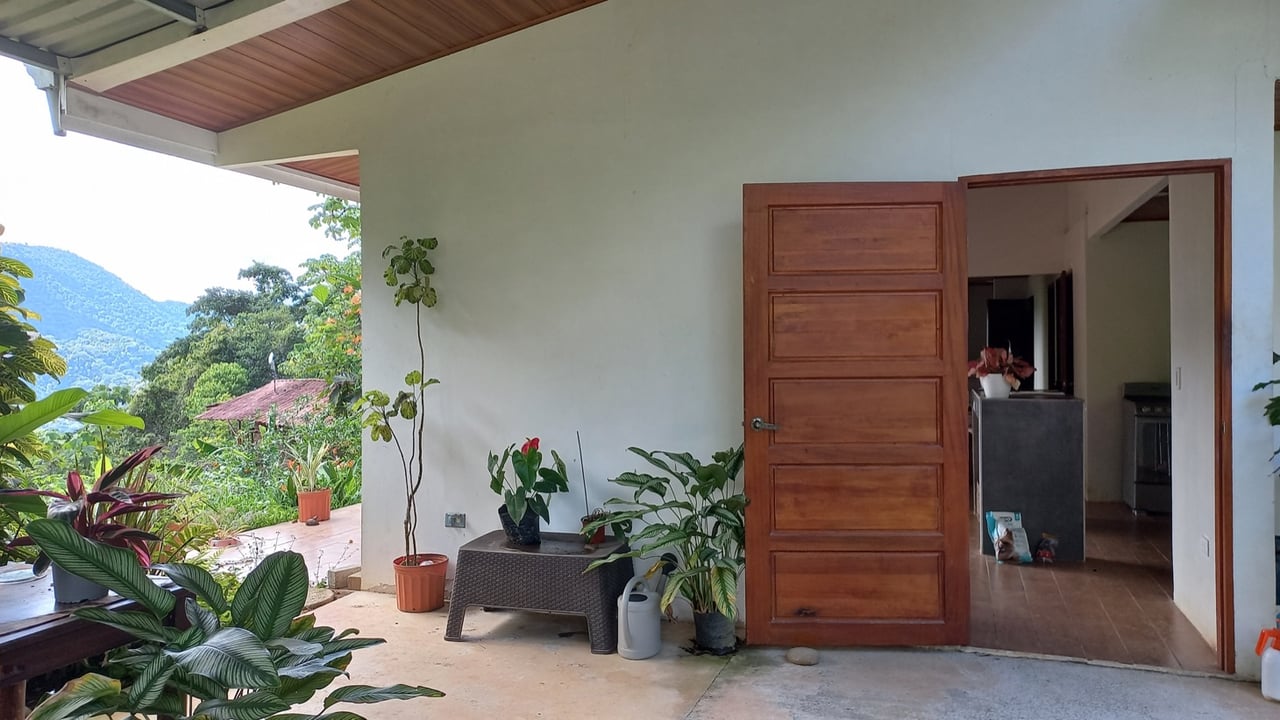 Charming Mountain Retreat with 2 Bedroom Home and Rustic Cabin