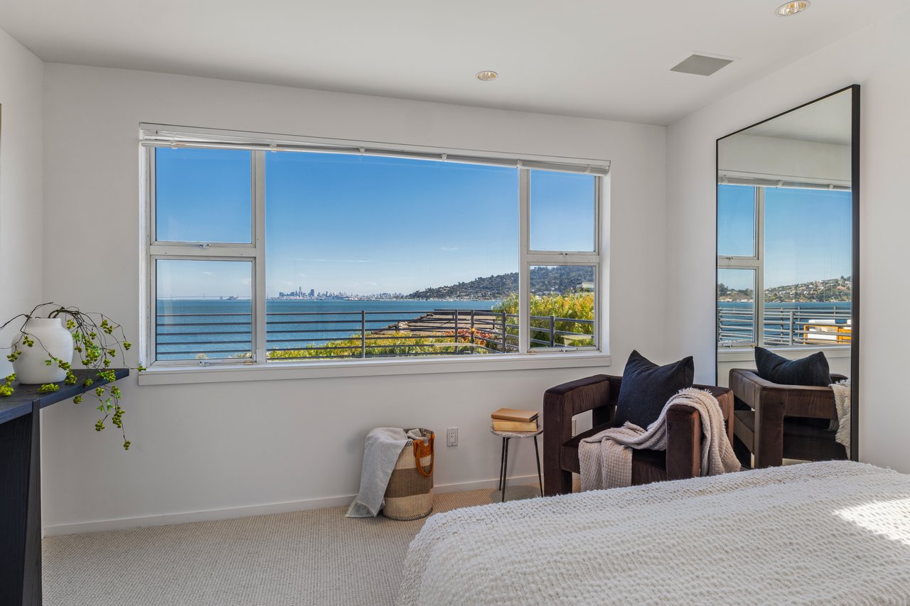 Sweeping Views Across the Bay